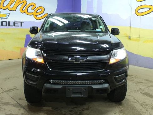 Used 2017 Chevrolet Colorado W/T w/ WT Convenience Package image 3