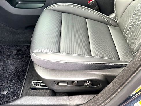 New 2026 Buick Envision Avenir AWD/4WD image 12