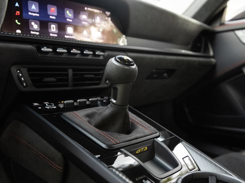 Certified 2026 Porsche 911 GT3 RWD image 28