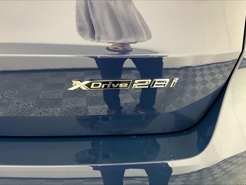 New 2026 BMW X1 xDrive28i AWD/4WD image 8