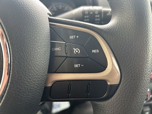 Used 2016 Jeep Renegade Sport w/ Power & Air Group AWD/4WD image 24