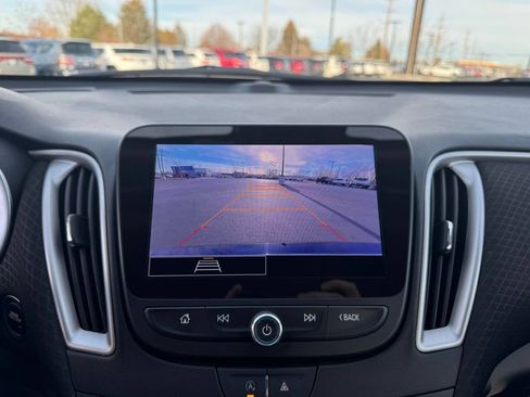 Used 2024 Chevrolet Malibu LT image 23