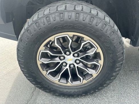 Used 2021 Chevrolet Colorado ZR2 image 20