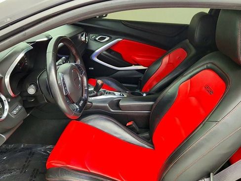 Used 2017 Chevrolet Camaro SS RWD image 22