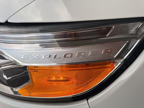 Certified 2023 Ford Explorer XLT w/ Equipment Group 202A image 18