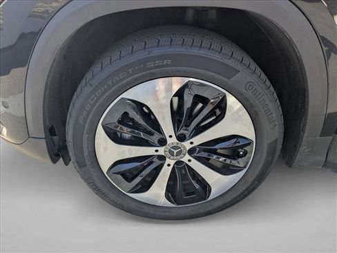 Used 2025 Mercedes-Benz GLA 250 image 13