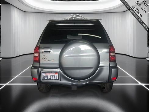 Used 2005 Toyota RAV4 2WD image 6