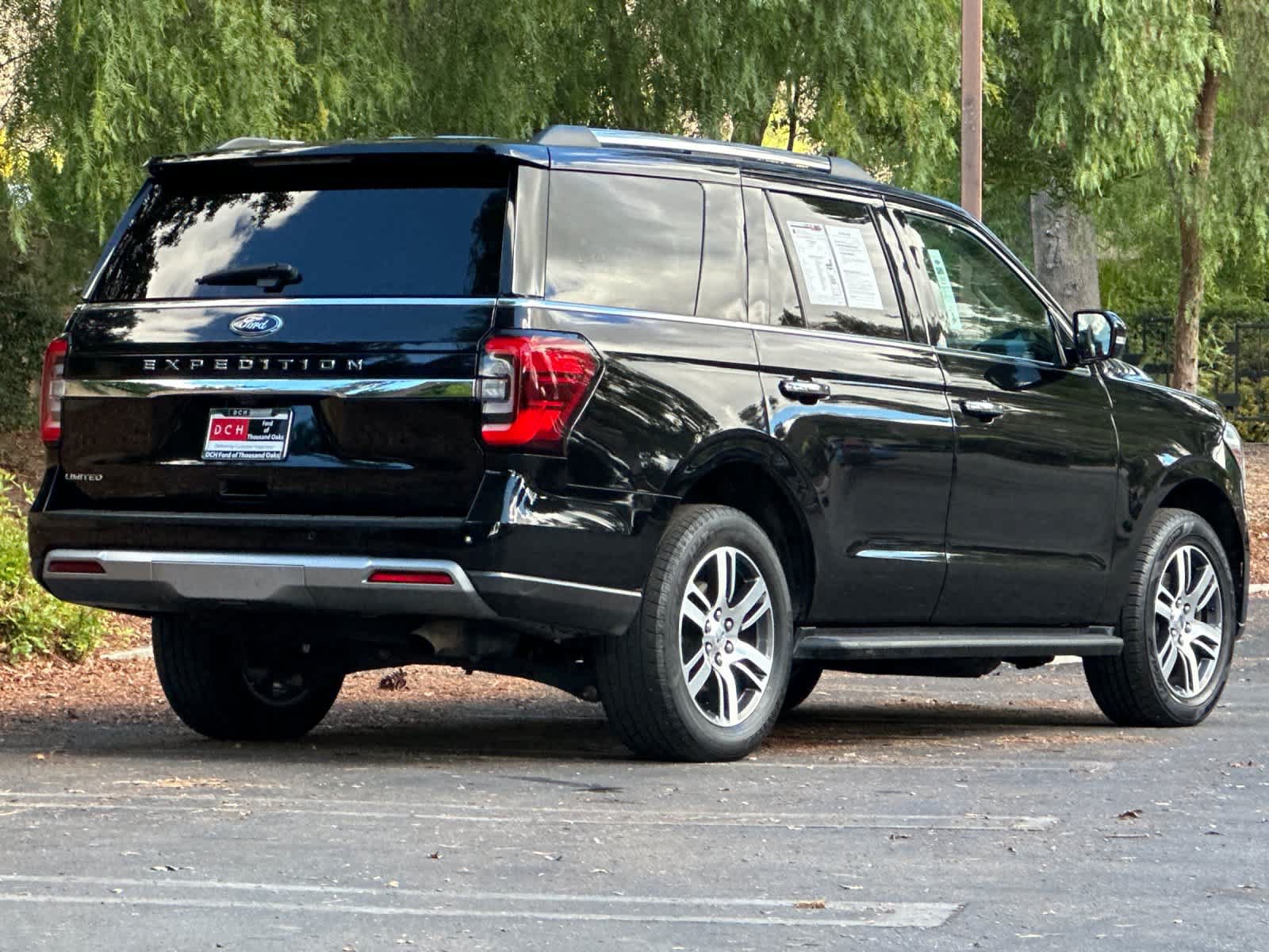 Certified 2024 Ford Expedition Limited AWD/4WD image 2