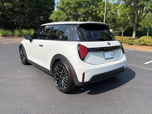 Used 2025 MINI Cooper S FWD image 3
