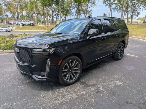 Used 2021 Cadillac Escalade Sport w/ Driver Assist Tech Package image 7