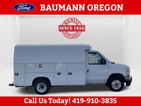 New 2025 Ford E-350 and Econoline 350 Super Duty w/ Power Equipment Group RWD image 4