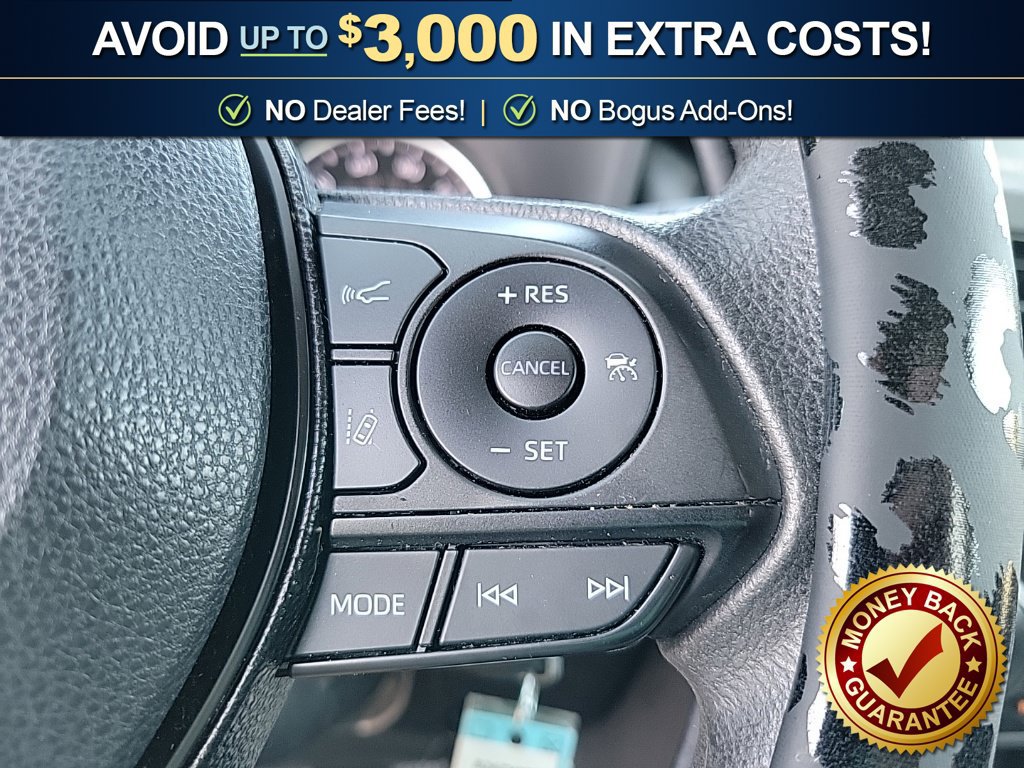 Used 2021 Toyota RAV4 LE FWD image 25