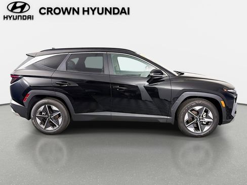 Used 2025 Hyundai Tucson SEL FWD image 4
