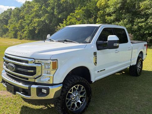Used 2020 Ford F250 Lariat w/ Lariat Ultimate Package image 2