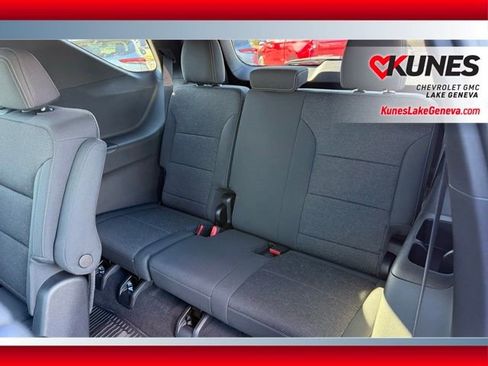 New 2026 Chevrolet Traverse LT w/ LPO, Floor Liner Package image 15