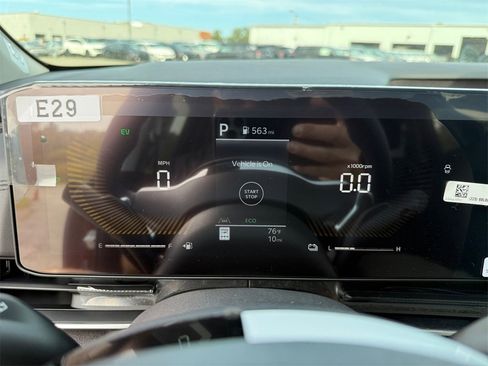 New 2026 Kia Carnival EX image 24