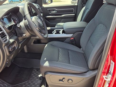 New 2026 RAM 1500 Big Horn AWD/4WD image 9