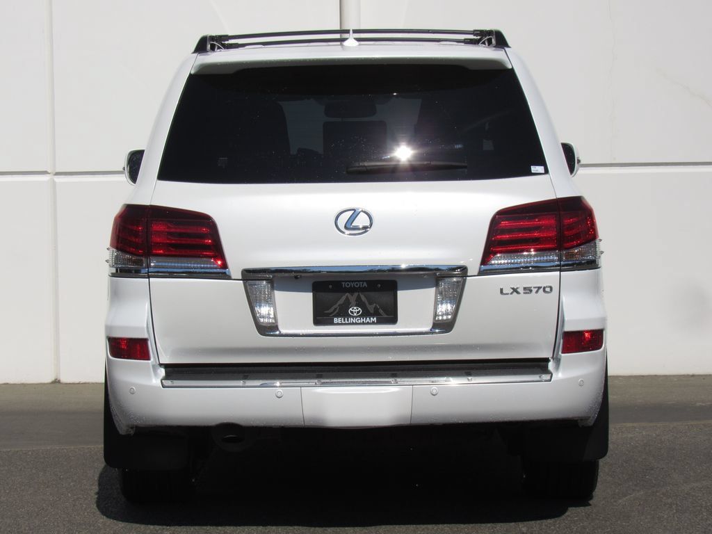 Used 2015 Lexus LX 570 4WD w/ Luxury Package image 7