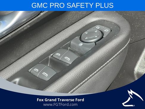 Used 2022 GMC Terrain SLE w/ Driver Convenience Package FWD image 13