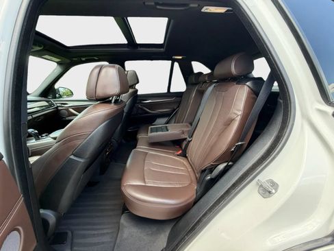 Used 2018 BMW X5 xDrive50i AWD/4WD image 14