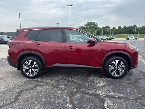 Certified 2023 Nissan Rogue SV w/ SV Premium B Package AWD/4WD image 4