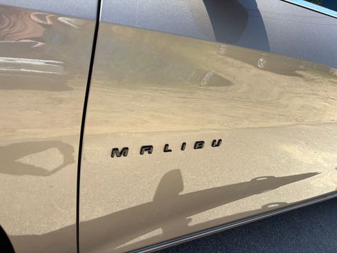 Used 2023 Chevrolet Malibu RS w/ LPO, Floor Liner Package FWD image 14