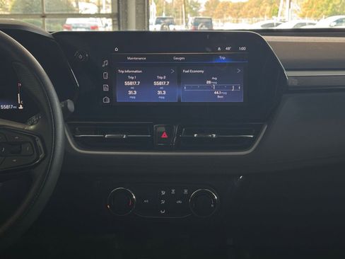 Used 2025 Chevrolet TrailBlazer LT image 18