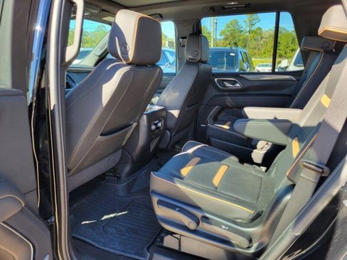 Used 2024 GMC Yukon AT4 w/ AT4 Premium Package AWD/4WD image 30