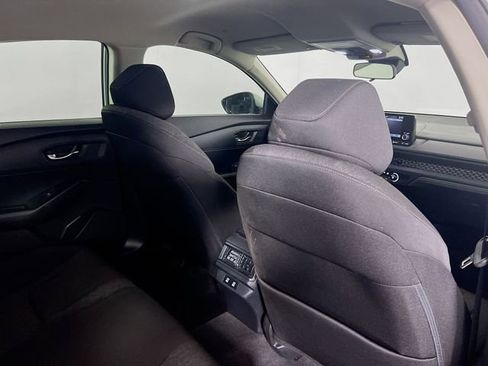 Certified 2025 Honda Accord LX image 9