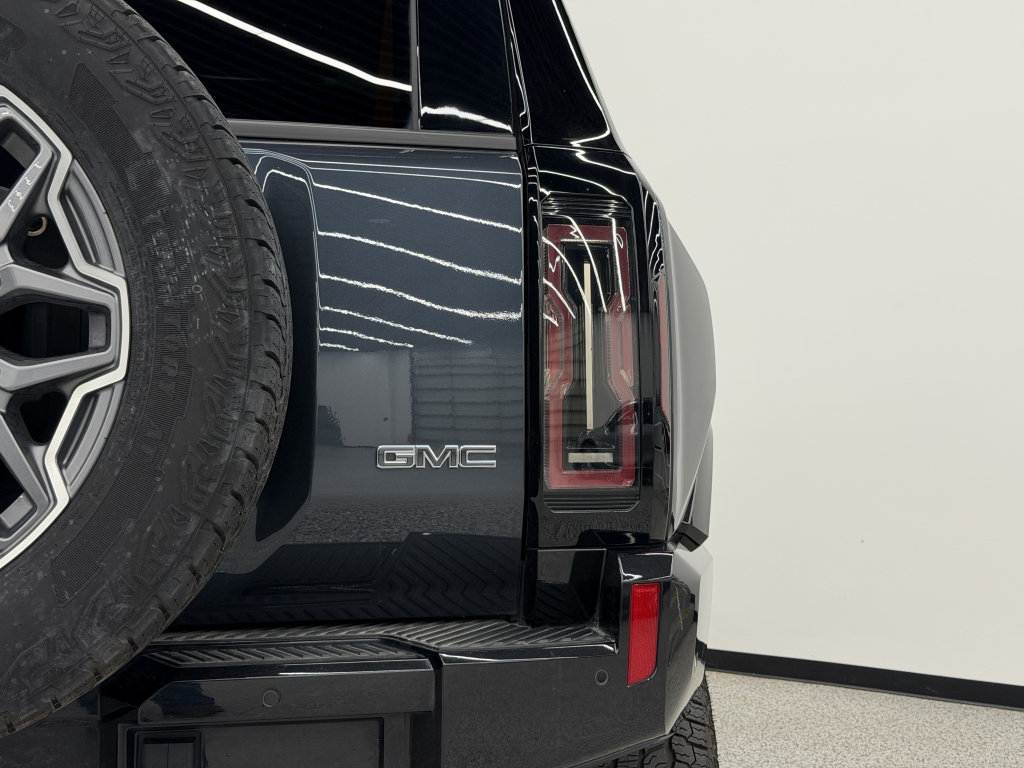 Used 2026 GMC Hummer EV SUV AWD/4WD image 12