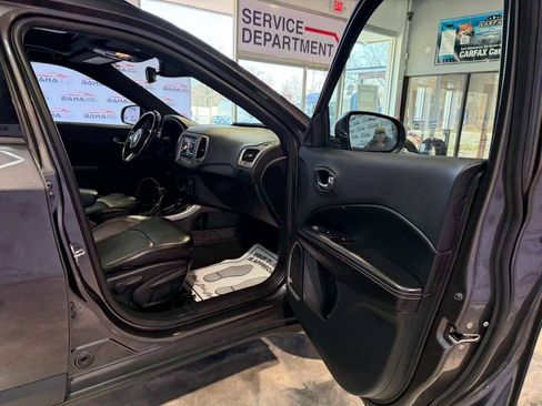 Used 2021 Jeep Compass Latitude w/ Sun and Sound Group image 53