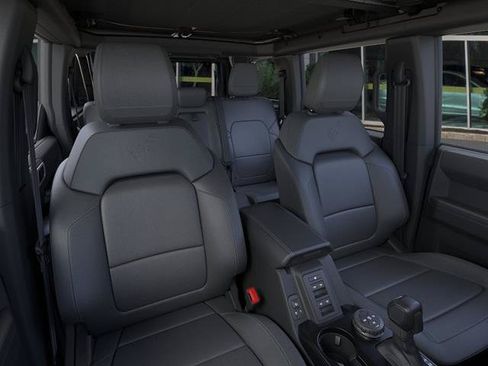 Used 2026 Ford Bronco Outer Banks AWD/4WD image 10