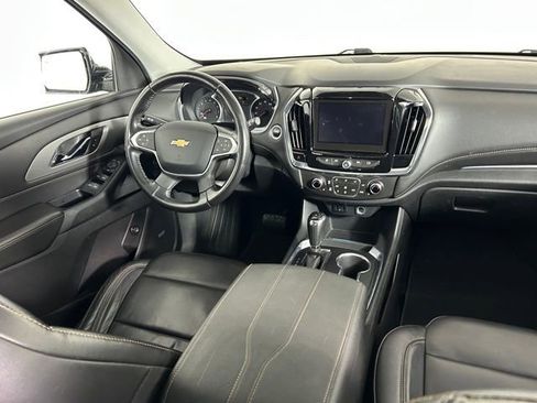 Used 2018 Chevrolet Traverse LT image 20