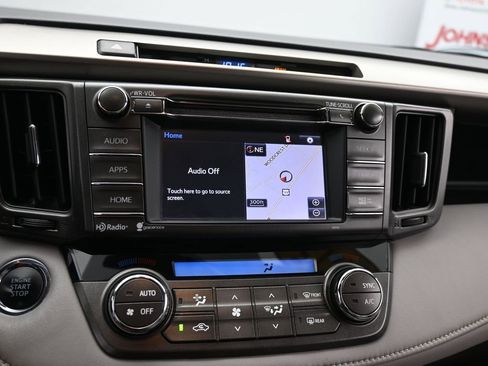 Used 2015 Toyota RAV4 Limited image 21