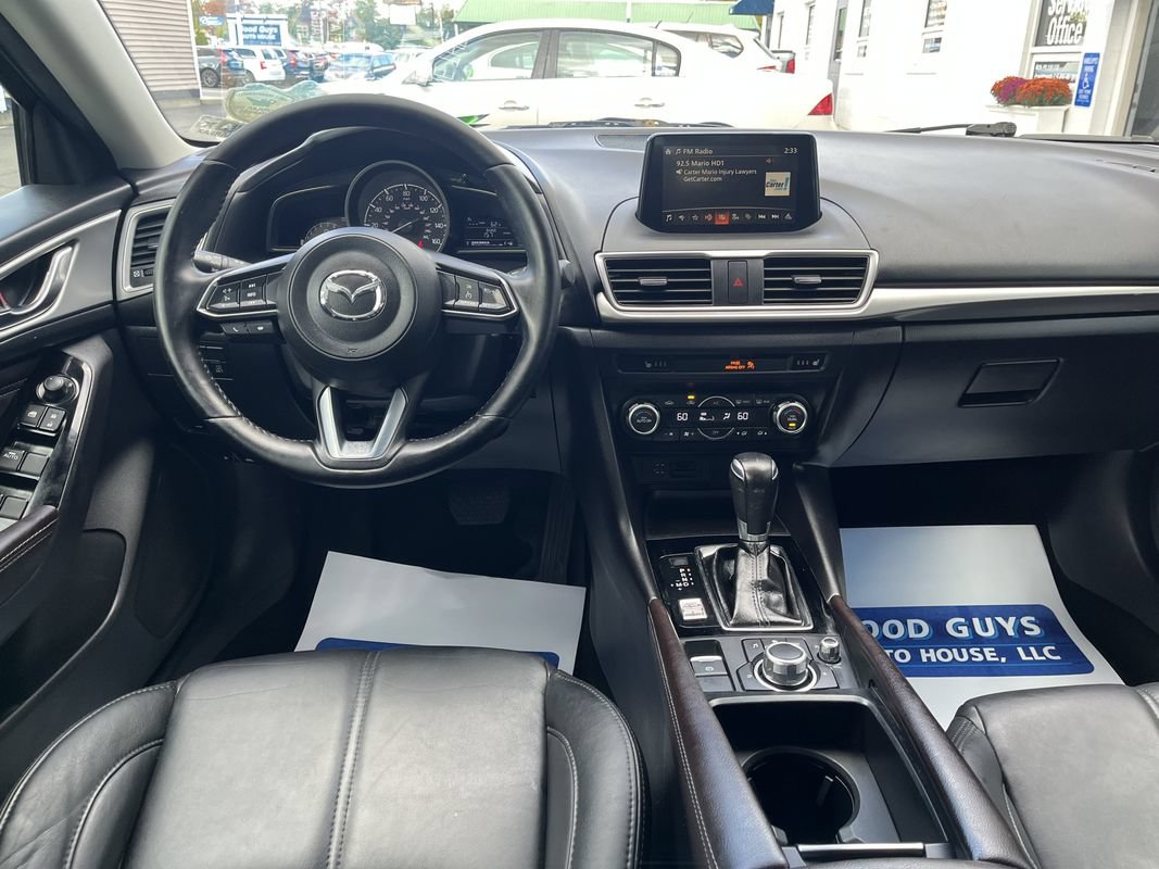Used 2017 MAZDA MAZDA3 Touring FWD image 6