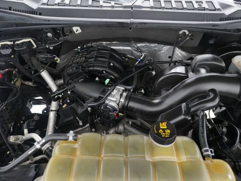 Used 2017 Ford F150 XL w/ Equipment Group 101A Mid RWD image 20
