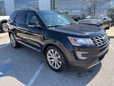 Used 2017 Ford Explorer Limited image 6