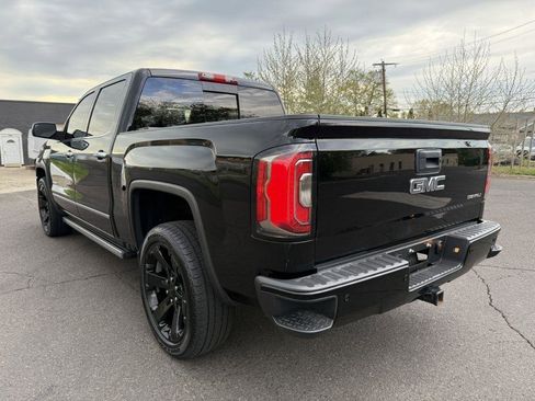 Used 2017 GMC Sierra 1500 Denali w/ Denali Ultimate Package AWD/4WD image 12