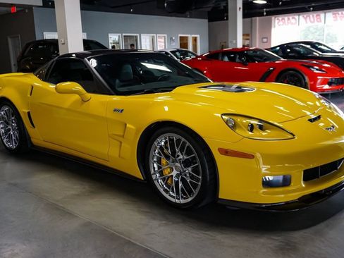 Used 2013 Chevrolet Corvette ZR1 w/ 3ZR Preferred Equipment Group RWD image 40
