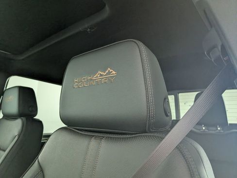 New 2026 Chevrolet Silverado 2500 High Country w/ High Country Premium Package image 17