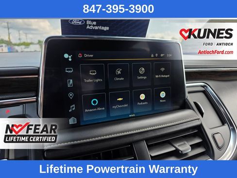 Used 2024 Chevrolet Suburban Premier AWD/4WD image 41