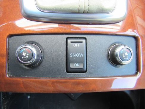 Used 2014 INFINITI QX70 2WD w/ Premium Package image 11