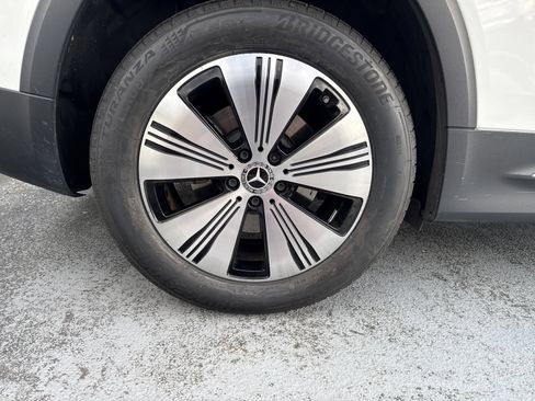 Certified 2023 Mercedes-Benz EQB 300 4MATIC image 5