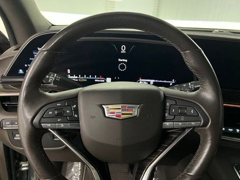 Certified 2023 Cadillac Escalade ESV Premium Luxury AWD/4WD image 15