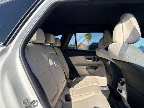 Certified 2026 Mercedes-Benz GLC 300 image 7