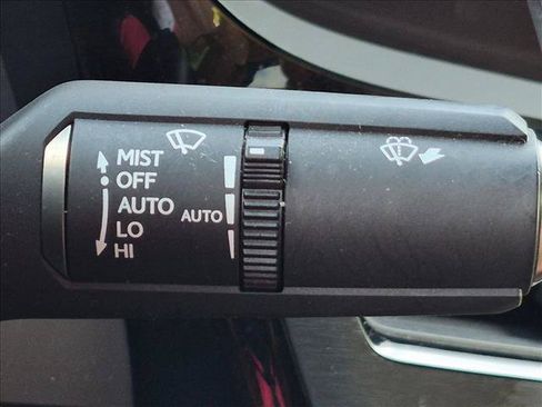 Used 2023 Lexus ES 350 w/ Premium Package FWD image 11