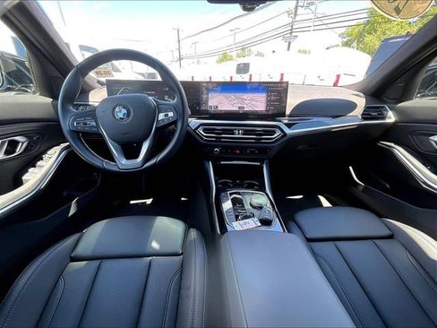 Used 2024 BMW 330i xDrive Sedan w/ Convenience Package AWD/4WD image 9