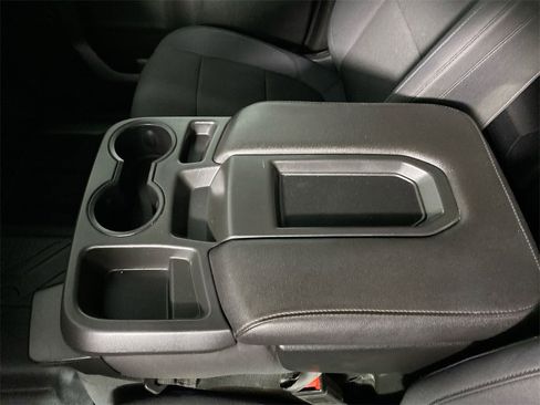 Used 2019 Chevrolet Silverado 1500 Custom w/ Custom Convenience Package image 20