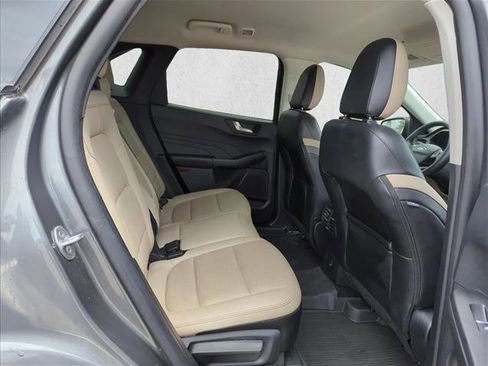 Used 2022 Ford Escape SEL image 16