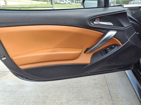 Used 2017 FIAT 124 Spider Lusso image 18